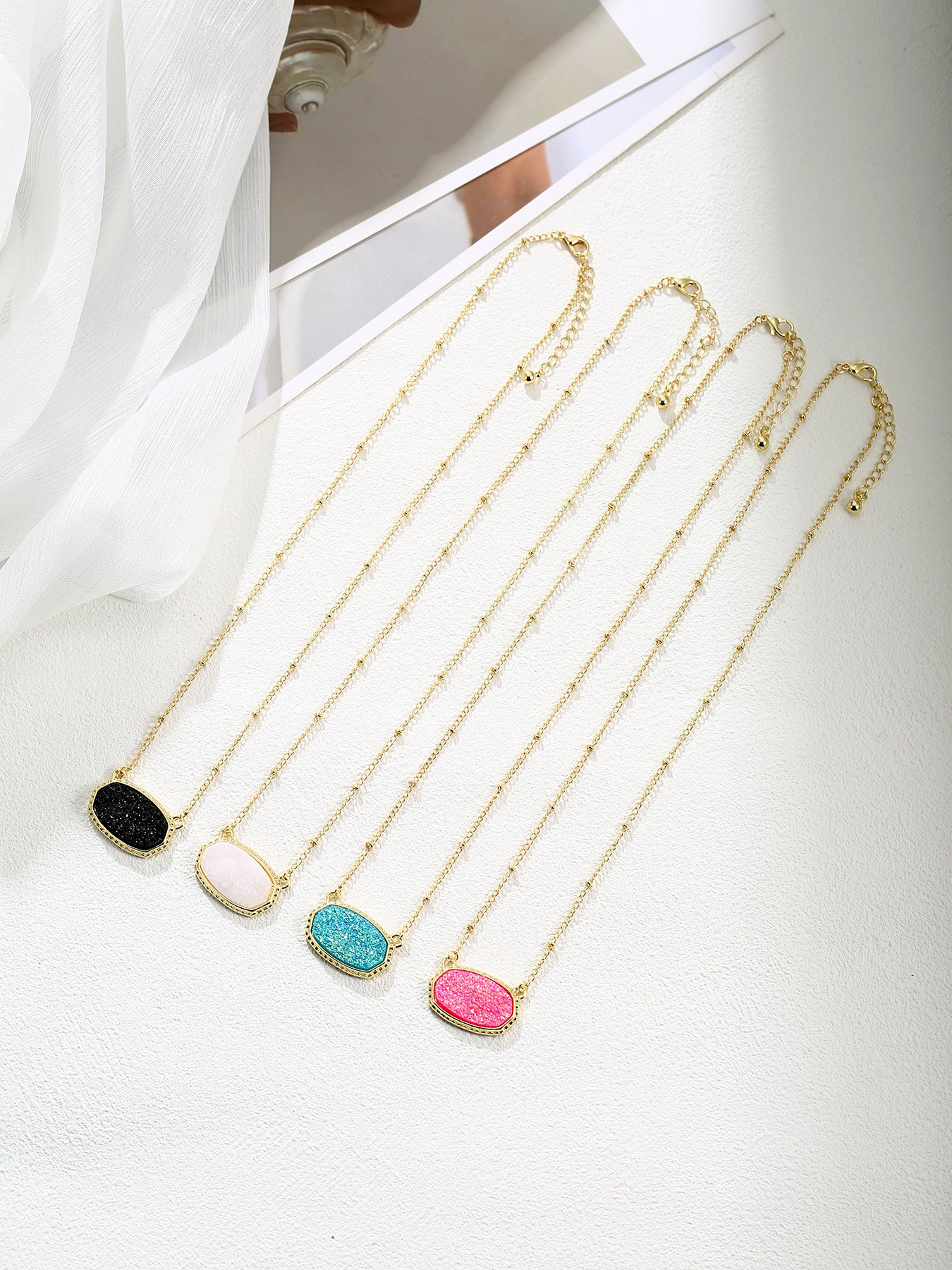 Multi-color Optional Imitation Crystal Cluster Oval Pendant Necklace